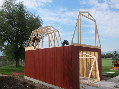 barnraising_03.jpg