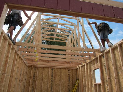 barnraising_04.jpg